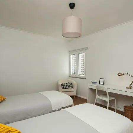 Δωμάτια σε οικογενειακή κατοικία Cost Subway Privado