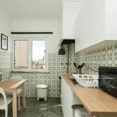 Δωμάτια σε οικογενειακή κατοικία Cost Subway Privado